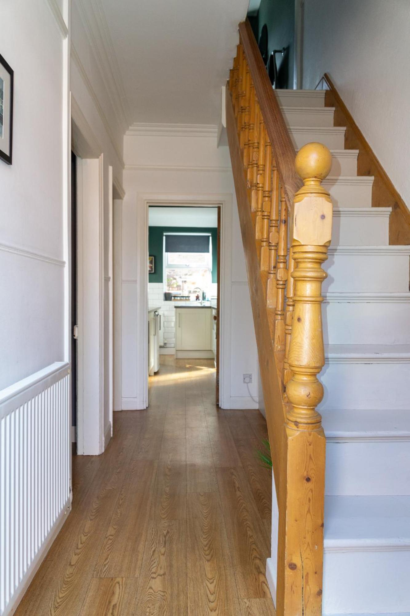 Townhouse In Trendy Suburb Of Hoole * Chester