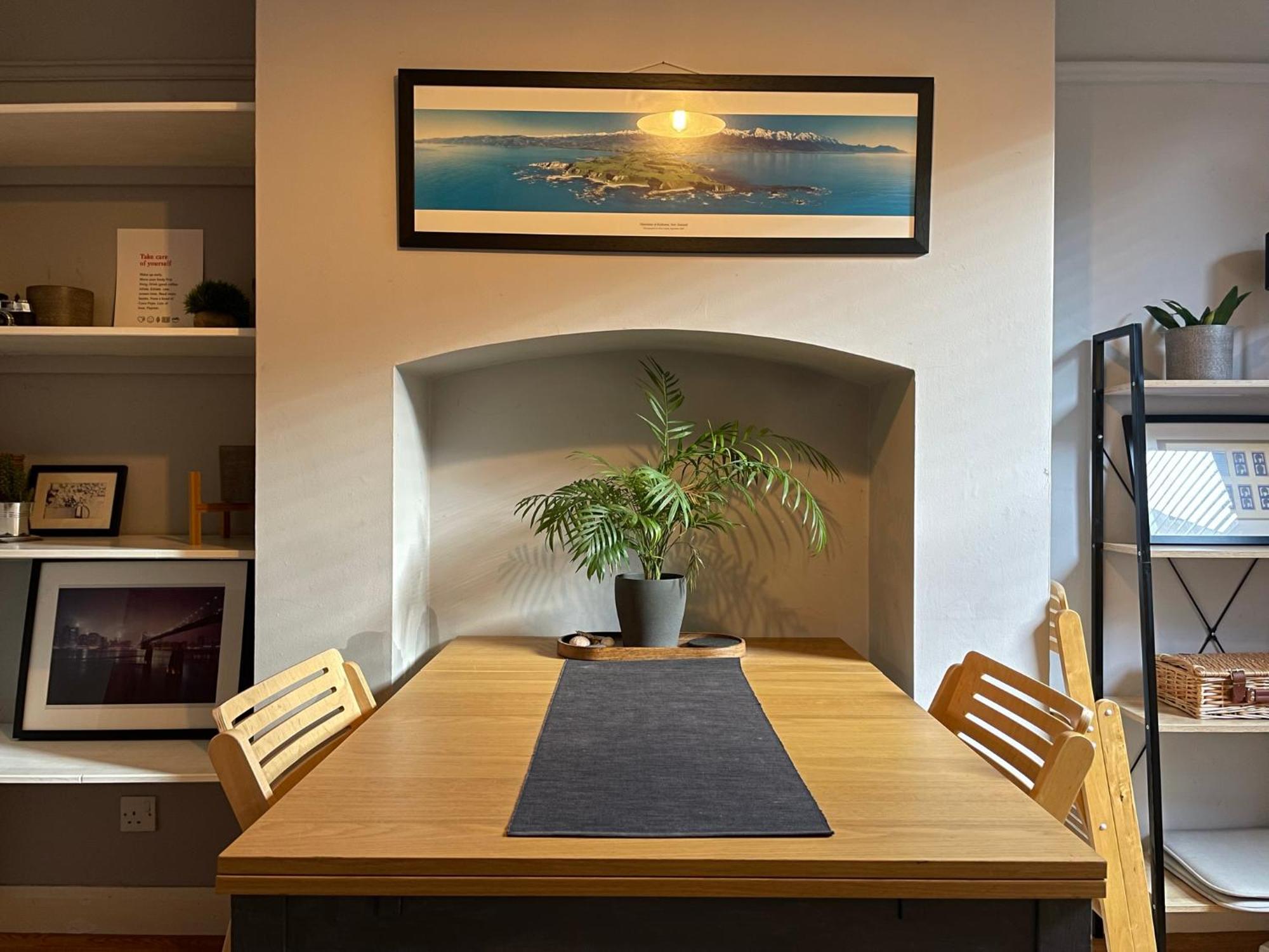 Townhouse In Trendy Suburb Of Hoole Apartment Chester
